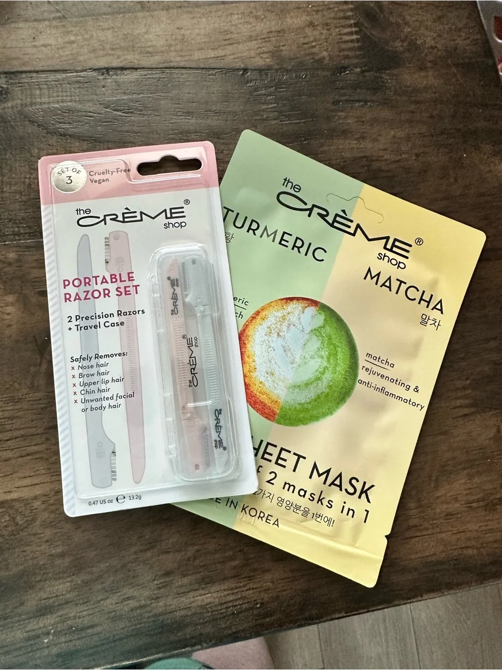 NWT The Creme’ Shop 1 Fusion Sheet Mask & Portable Razor Set and Travel Case